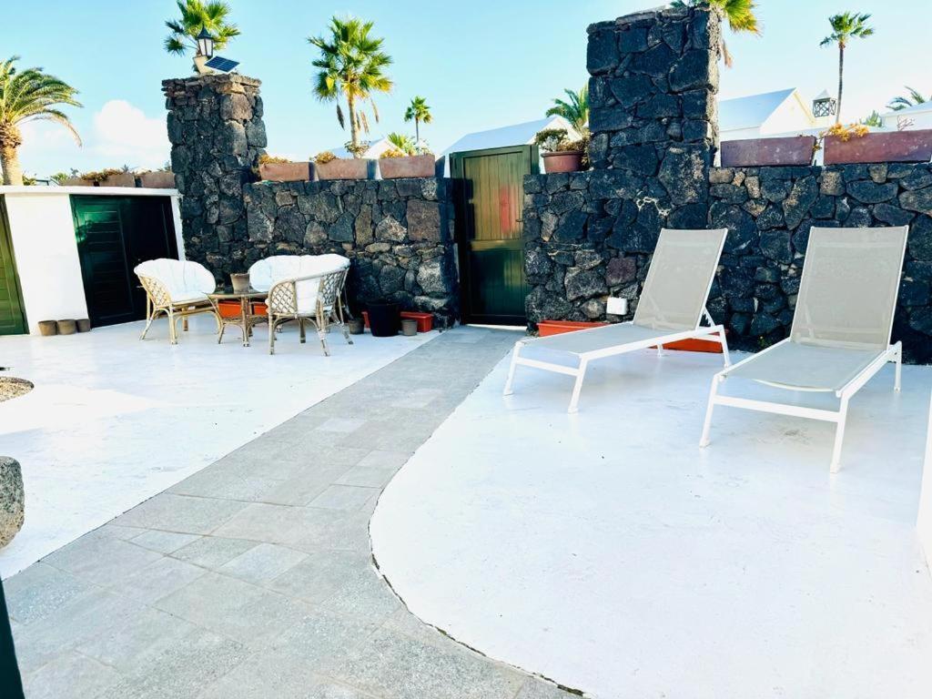 Luxury Bungalow Playa Roca Costa Teguise Exterior photo